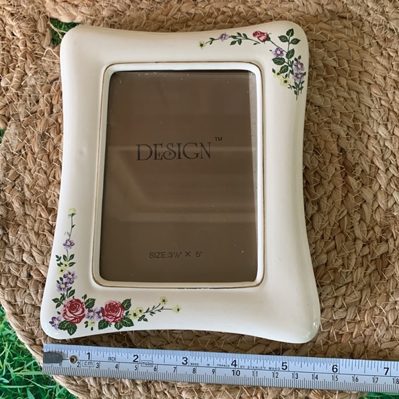 Vintage Design floral ceramic trinket box and picture frame set, EUC - Picture 11 of 14